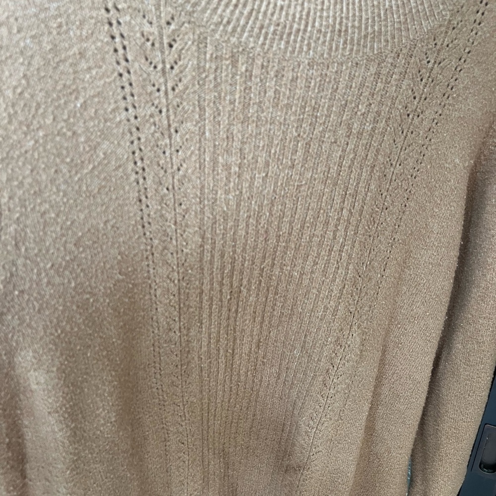 Old Navy Long Sleeve Sweater. Women’s Sz-XL. Neutral Camel. Tunic Length. - Picture 3 of 6